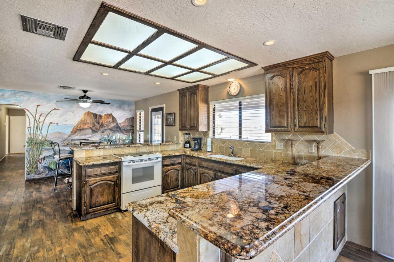 Bullhead City Home With Private Pool, Hot Tub And View ภายนอก รูปภาพ
