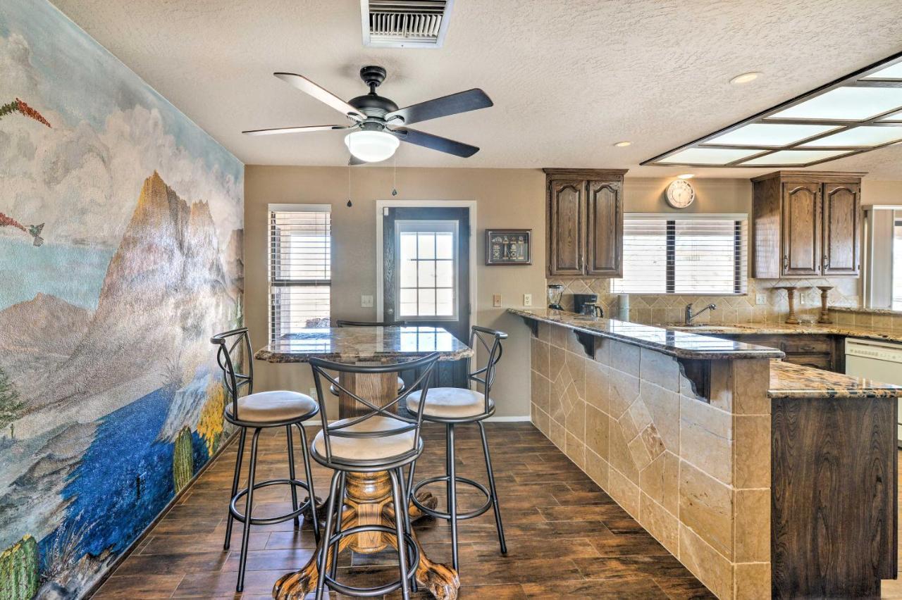Bullhead City Home With Private Pool, Hot Tub And View ภายนอก รูปภาพ